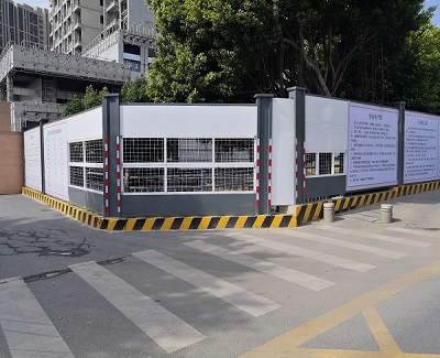 【旭東鋼構(gòu)】想要減少施工的噪音影響，工程施工圍擋必須要選好