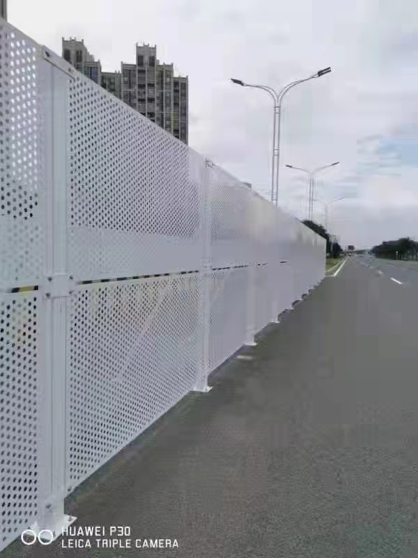 裝配式鋼結(jié)構(gòu)圍擋的安裝難度和時間需求如何？【旭東鋼構(gòu)圍擋】